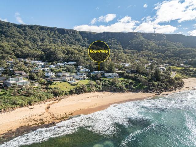 Wake to the Views & Walk to the Beach