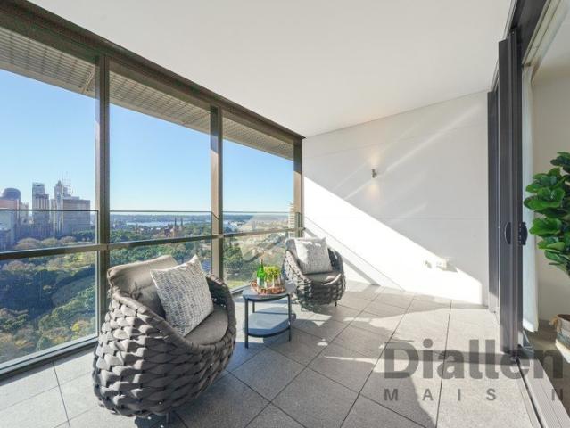 Wake Up Above Hyde Park. Live Beyond Expectations