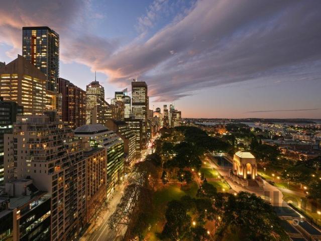 Wake Up Above Hyde Park. Live Beyond Expectations