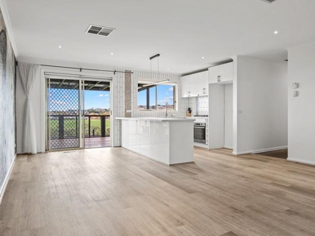 Wake Up to Spectacular Valley Views Every Day!