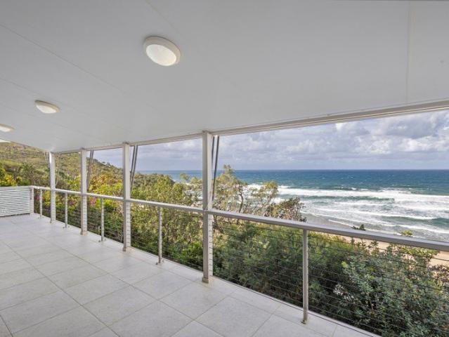 WAKE UP TO THE OCEAN ICONIC BEACHFRONT LIVING