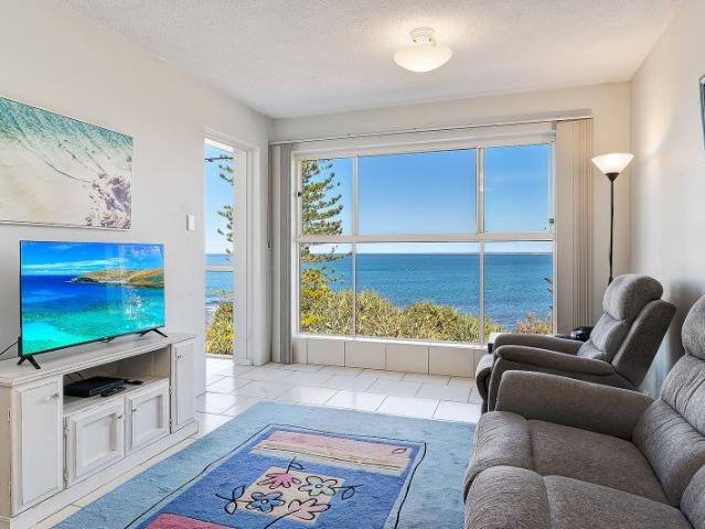 Wake Up To Uninterrupted Ocean Views!