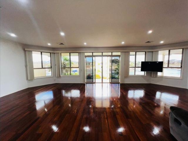 Wake Up to Waterfront Views!