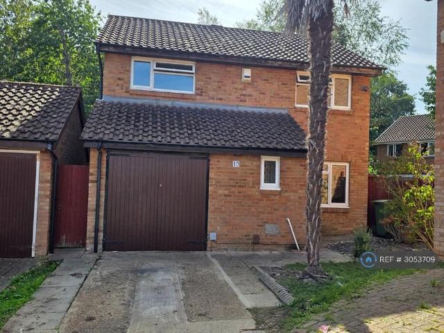 Wakefield Close, Neath Hill, Milton. 4 bed detached house to rent £1,600 pcm £369 pw