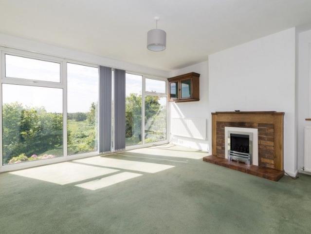 Wakefield Crescent, Standish, WN6 0AU