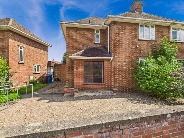 Wakefield Road 4 bed terraced house to rent £1,924 pcm £444 pw