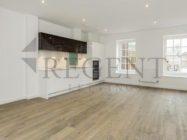 Wakefield Road, TW10 1 bed apartment to rent £2,100 pcm £485 pw