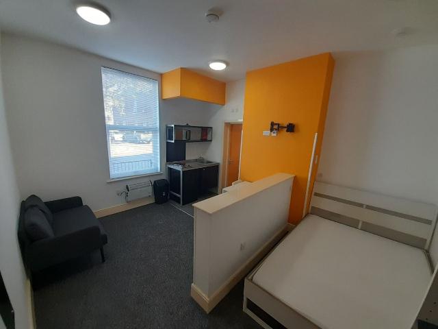 Wakefield WF1, Studio to rent, £563 pcm | PrimeLocation