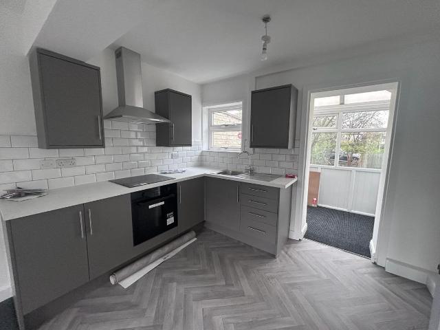 Wakefield WF2, 3 bed semi detached house to rent, £1,165 pcm | PrimeLocation