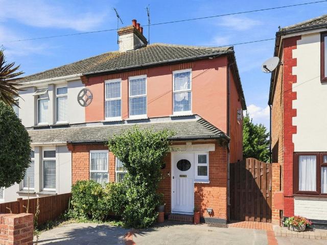 Wakering Road, Southend On Sea, 9 SS3, 3 bed semi detached house to rent, £1,800 pcm | PrimeLocation