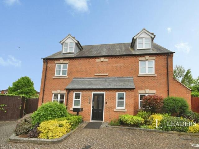 Wakerley Court, Quorn, Loughborough. 2 bed flat to rent £1,000 pcm £231 pw