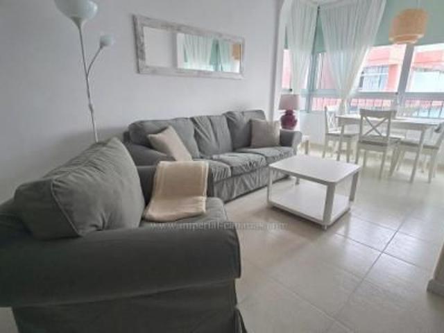 Waking up every morning to the sound of the sea and having it so close is a dream come true with this apartment