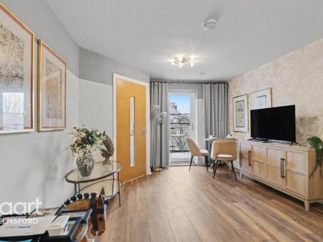 Walter House, Rainsford Road, Chelmsford 1 bed flat to rent £1,550 pcm £358 pw