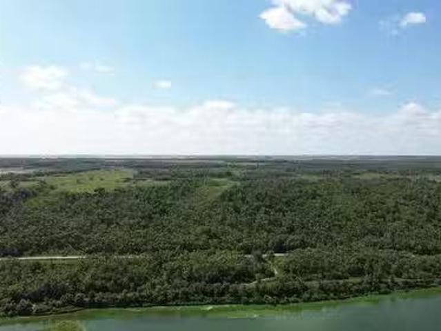 Walter Land, North Qu'Appelle Rm No. 187, SK, S0G 2T0 vacant.