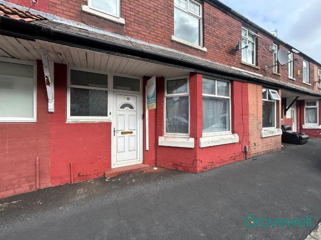 Walter Street, Abbey Hey, Manchester M18, 2 bed terraced house to rent, £1,025 pcm | PrimeLocation