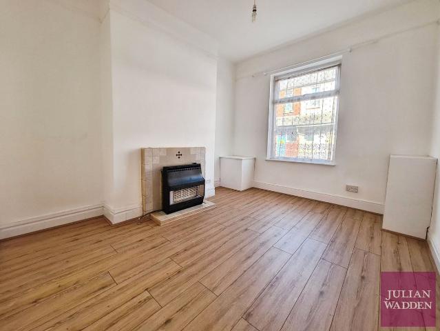 Walter Street, Abbey Hey, Manchester, Greater Manchester M18, 2 bed terraced house to rent, £995 pcm | PrimeLocation