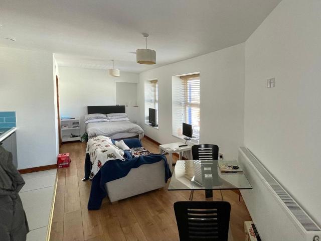 Walter Road, Swansea SA1, 1 bed flat to rent, £900 pcm | PrimeLocation
