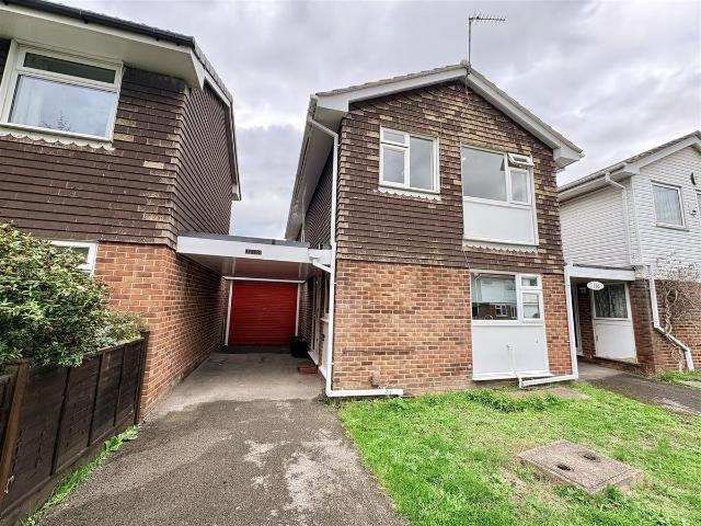 Waltham Close, West Bridgford, Nottingham NG2, 4 bed link detached house to rent, £1,425 pcm | PrimeLocation