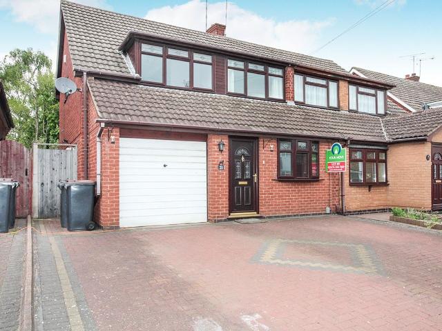 Waltham Crescent, Nuneaton, Warwickshire CV10, 3 bed semi detached house to rent, £895 pcm | PrimeLocation