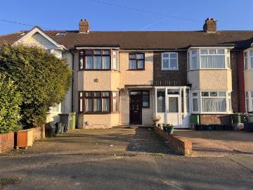 Waltham Cross, Hertfordshire EN8, Terraced house to rent, £2,495 pcm | PrimeLocation