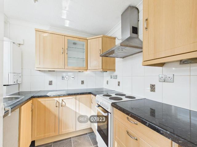 Walton Park, Peterborough PE4, 1 bed flat to rent, £650 pcm | PrimeLocation