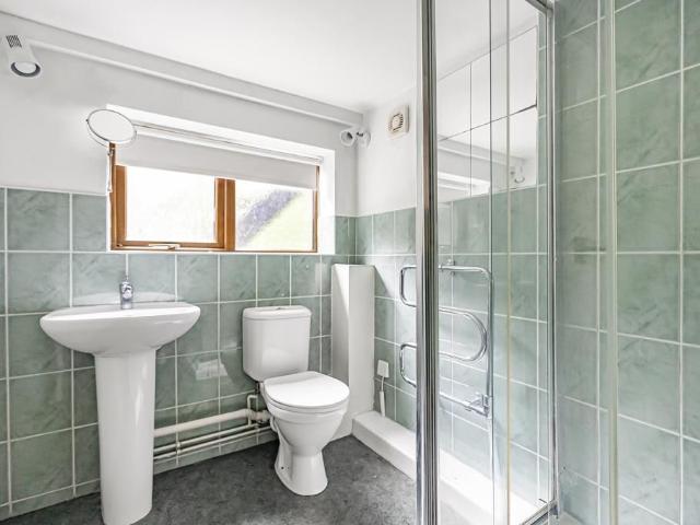 Walton Road, Ware SG12, 4 bed property to rent, £2,800 pcm | PrimeLocation
