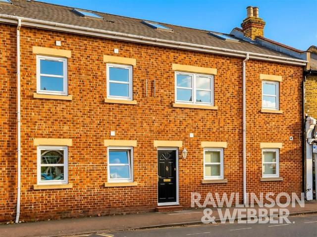 Walton Road, West Molesey KT8 1 bed apartment to rent £1,400 pcm £323 pw