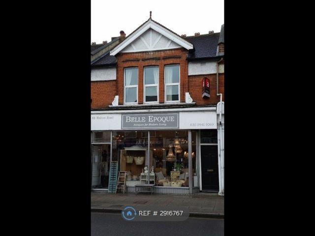 Walton Road, East Molesey KT8, 2 bed flat to rent, £1,795 pcm | PrimeLocation