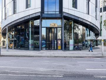 Walworth Road, Elephant and Castle. 1 bed flat to rent £4,200 pcm £969 pw