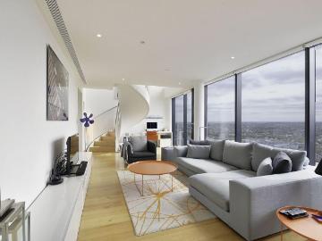 Walworth Road, Elephant and Castle. 1 bed penthouse to rent £4,500 pcm £1,038 pw