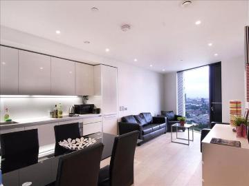 Walworth Road, Elephant and Castle. 2 bed flat to rent £4,800 pcm £1,108 pw
