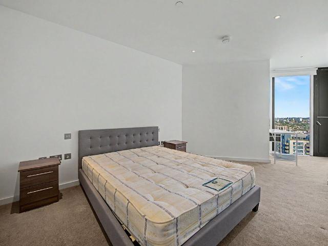 Walworth Road, Elephant And Castle, London SE1, 1 bed flat to rent, £3,000 pcm | PrimeLocation