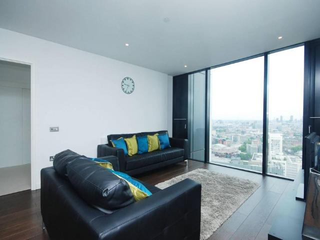 Walworth Road, Southwark, London, SE1 3 bed flat to rent £6,500 pcm £1,500 pw