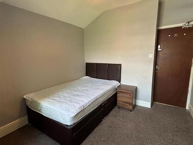 Walbrook Road, Derby 1 bed in a house share to rent £395 pcm £91 pw