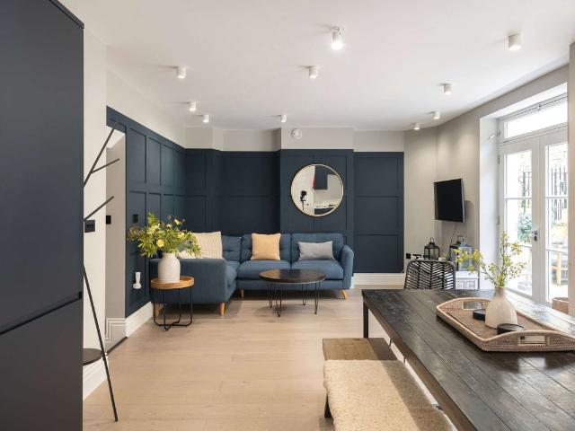 Walcot BA1, 2 bed flat to rent, £5,129 pcm | PrimeLocation