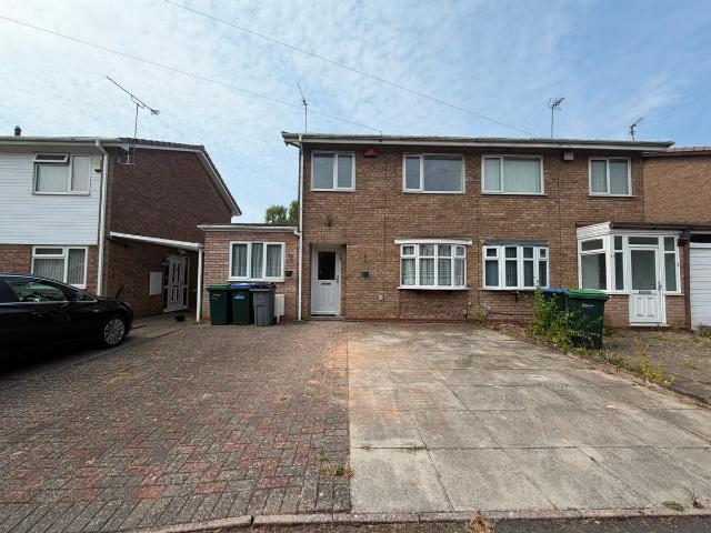 Walcot Drive, Great Barr B43, 4 bed semi detached house to rent, £1,400 pcm | PrimeLocation