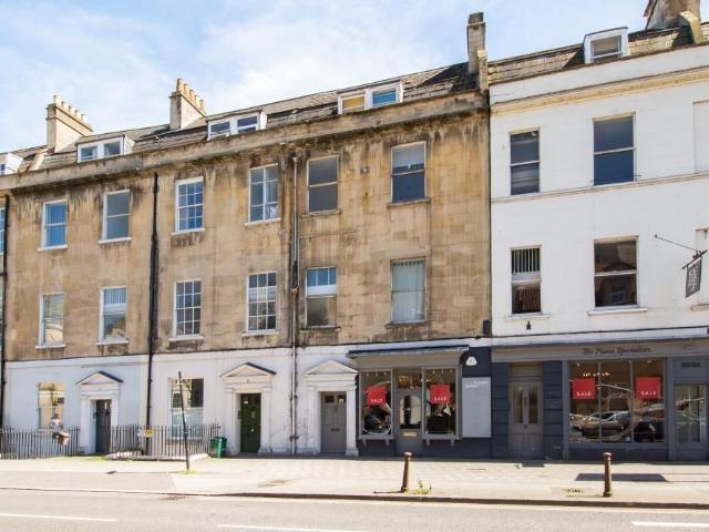 Walcot Terrace, Bath BA1, 2 bed flat to rent, £1,750 pcm | PrimeLocation