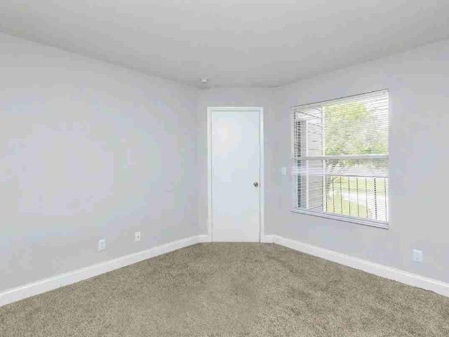 Walden Palms Apartments 1 Bedroom Apartment for Rent at 4700 Walden Cir, Orlando, FL 32811 Florida Center North