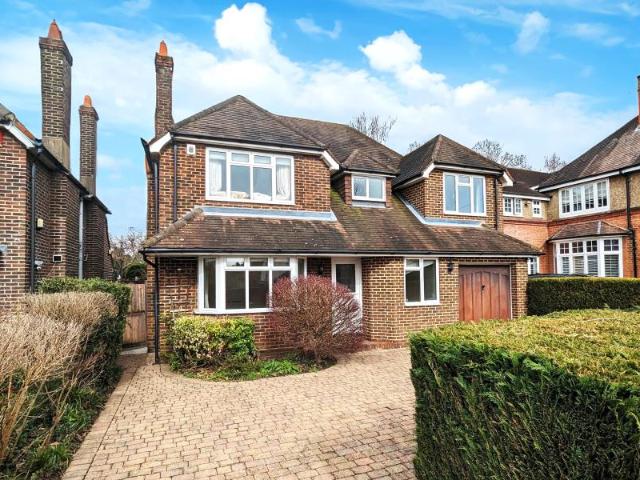 Waldens Park Road, Woking 4 bedrooms Property for lettings Seymours