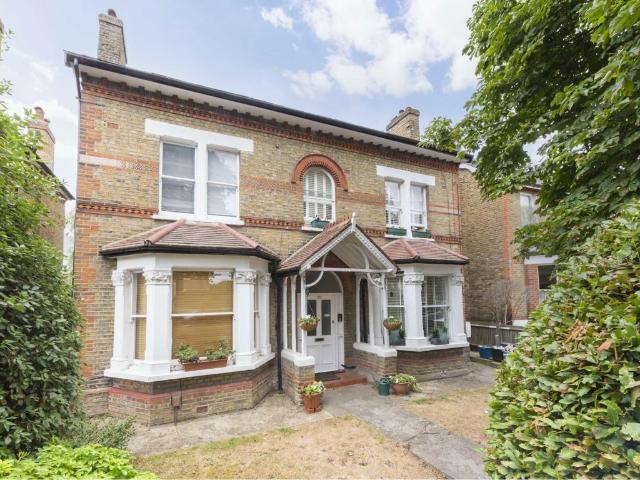 Waldegrave Road, Teddington TW11, 1 bed flat to rent, £1,650 pcm | PrimeLocation