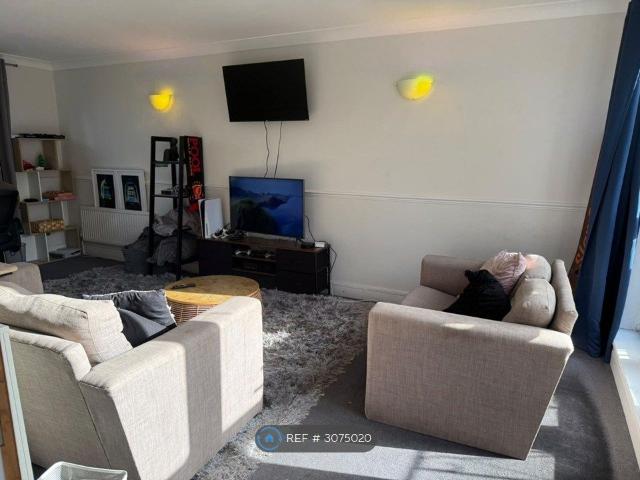 Waldo Close, London SW4, 3 bed terraced house to rent, £3,650 pcm | PrimeLocation
