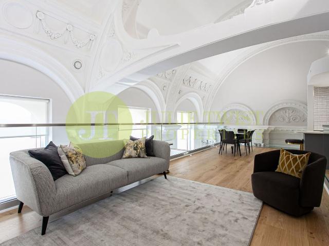 Waldorf House, 3 Cooper Street, Manchester M2, 3 bed flat to rent, £2,500 pcm | PrimeLocation