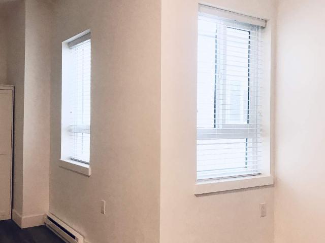 Waldorf Studios Studio 306 Apartment for Rent
