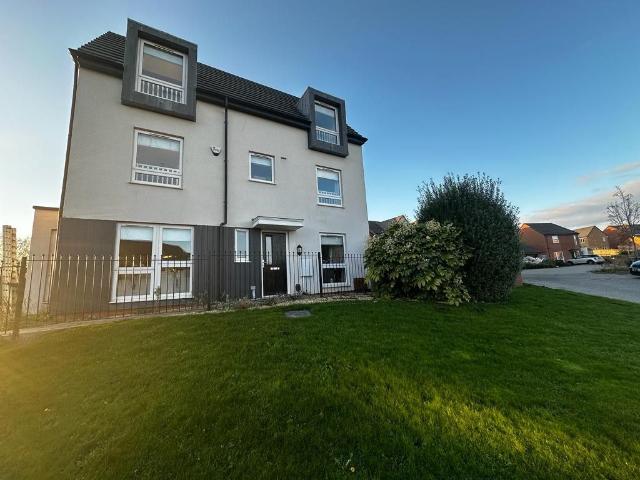 Waldrom Road, Nottingham NG4, 4 bed property to rent, £1,995 pcm | PrimeLocation