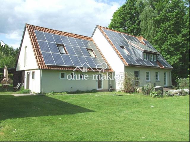 Waldrand‑Forsthaus mit Einliegerwohnung, Scheune & 5.920 m² Grundstück – Effizienzklasse B