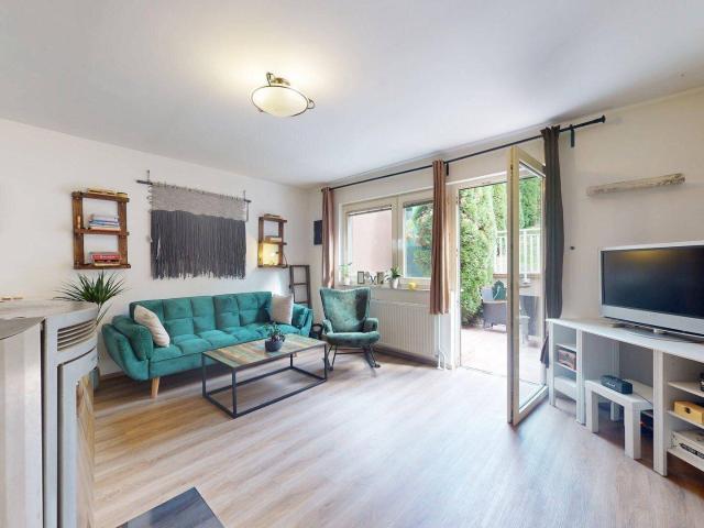 Waldrandlage mit viel Platz für Familien!