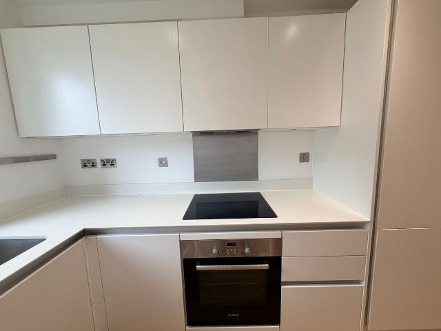 Waleorde Road, Southwark SE17, 1 bed flat to rent, £2,199 pcm | PrimeLocation