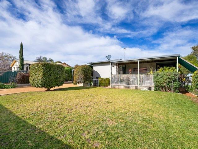 Walk In, Walk Out Lifestyle Opportunity with Rural Views