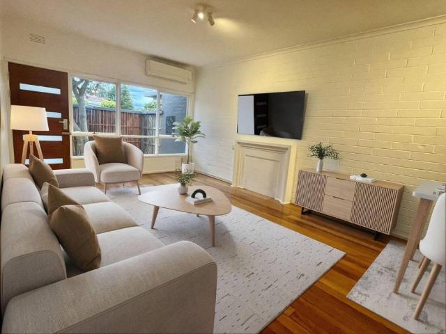 Walk to Mt Eliza village Convenience & Comfort