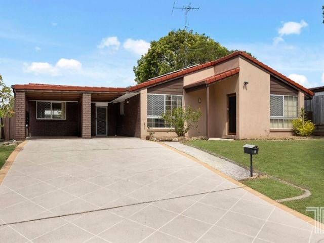 Walk to Mansfield State School and High. Low set family home in a cul de sac